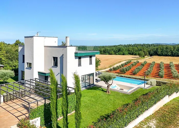 Awesome In Bukori Buroli