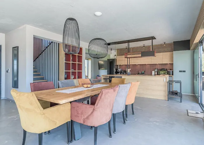 Awesome In Bukori * Buroli