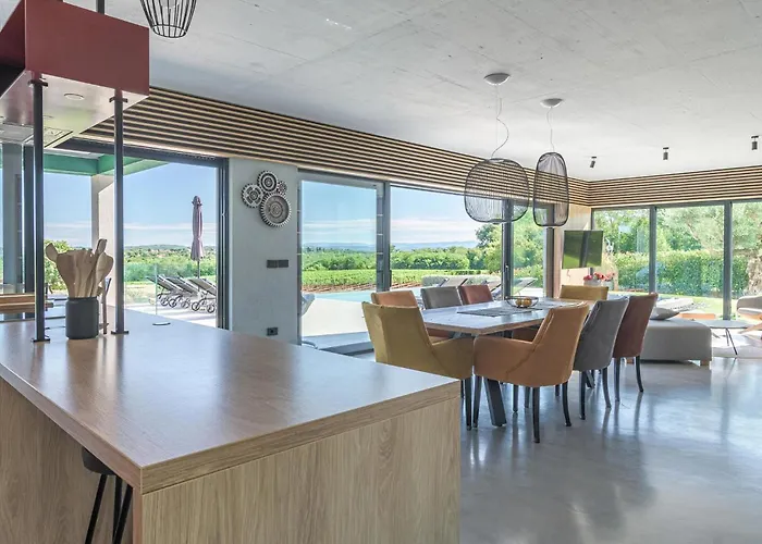 Awesome In Bukori Buroli