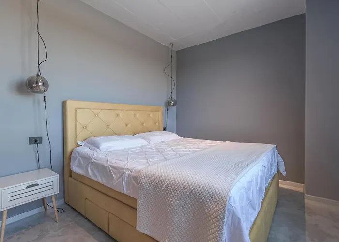 Awesome In Bukori Semesterbostad